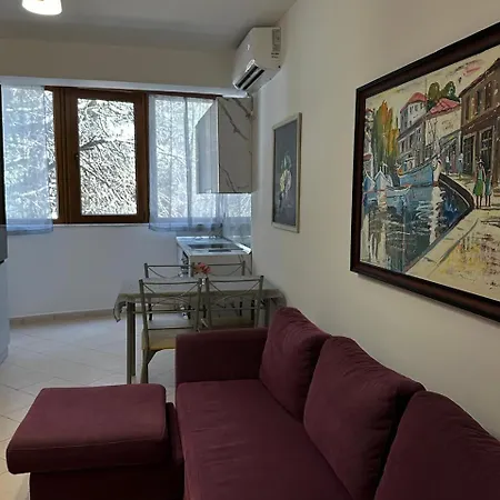 Under Pines - Apartamento