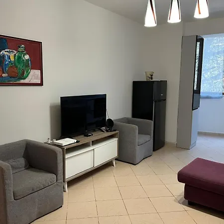 Under Pines - Apartamento